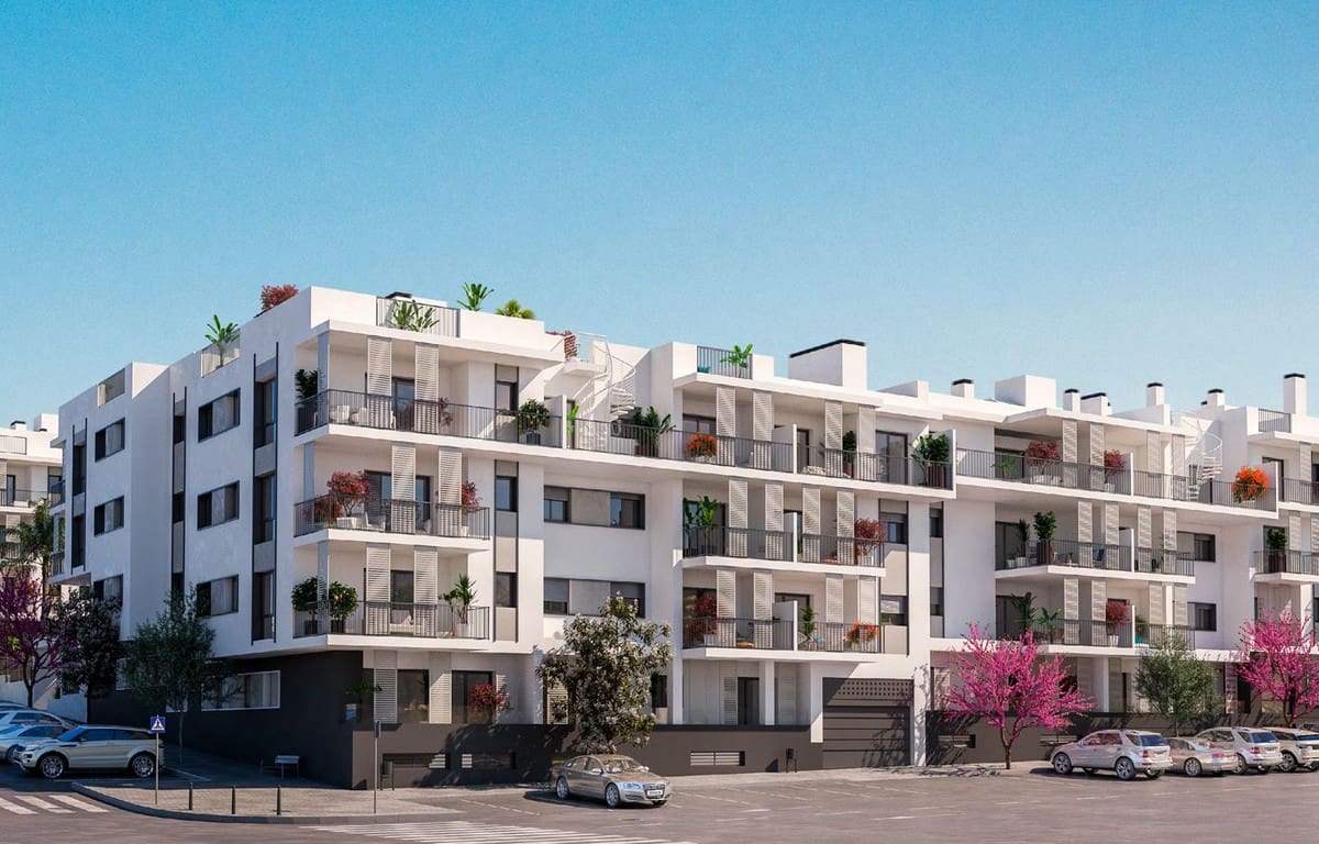 2 bedroom Apartment for sale in Estepona with pool garage - € 689,000 (Ref: 6969606)