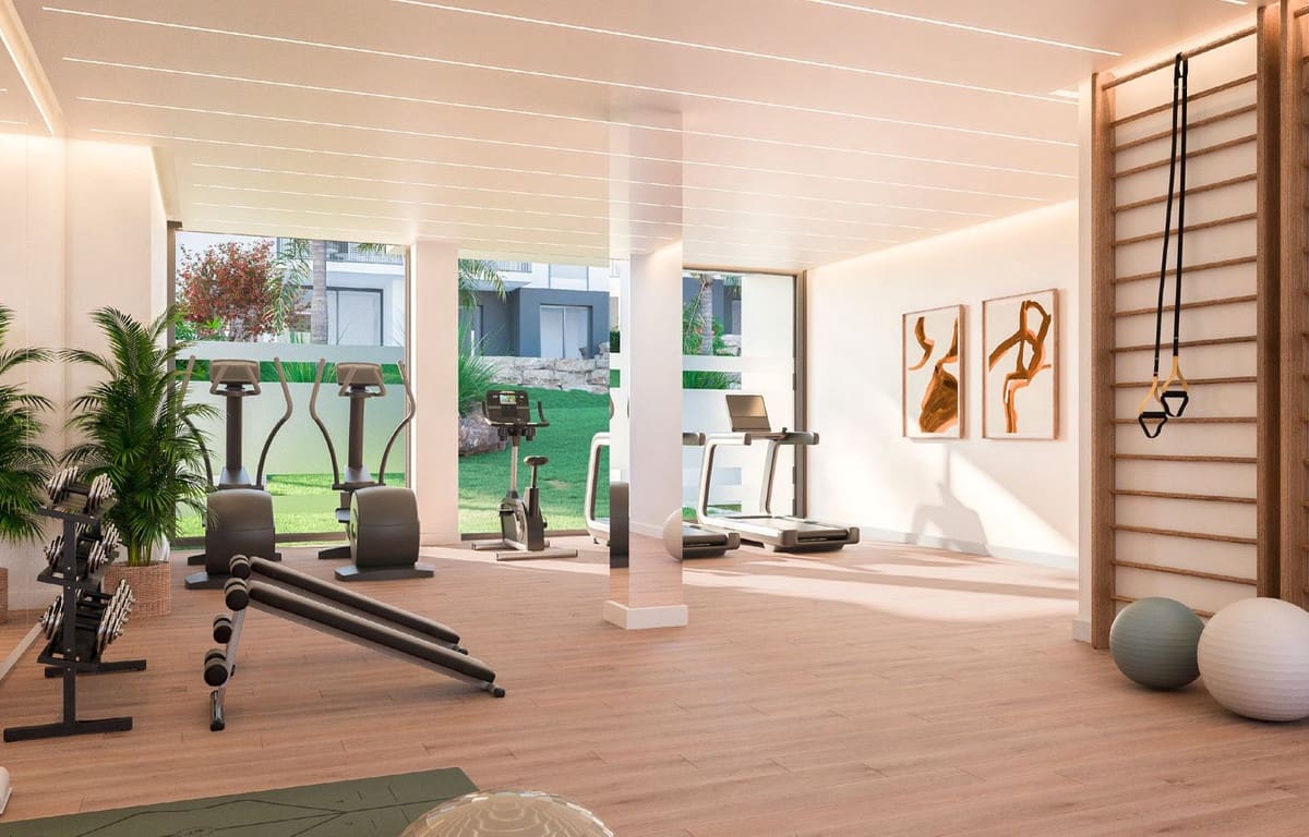 2 bedroom Apartment for sale in Estepona with pool garage - € 635,000 (Ref: 6969606)