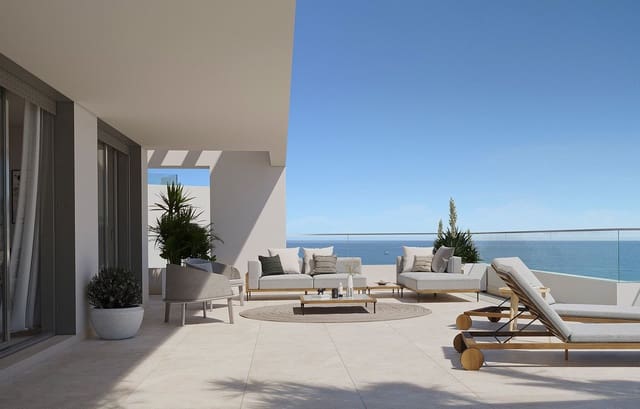 2 slaapkamer Penthouse te koop in Estepona met zwembad garage - € 550.000 (Ref: 6989626)