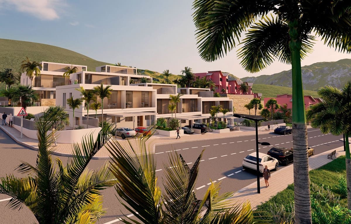 4 quarto Moradia para venda em Estepona com piscina garagem - 824 000 € (Ref: 7131993)