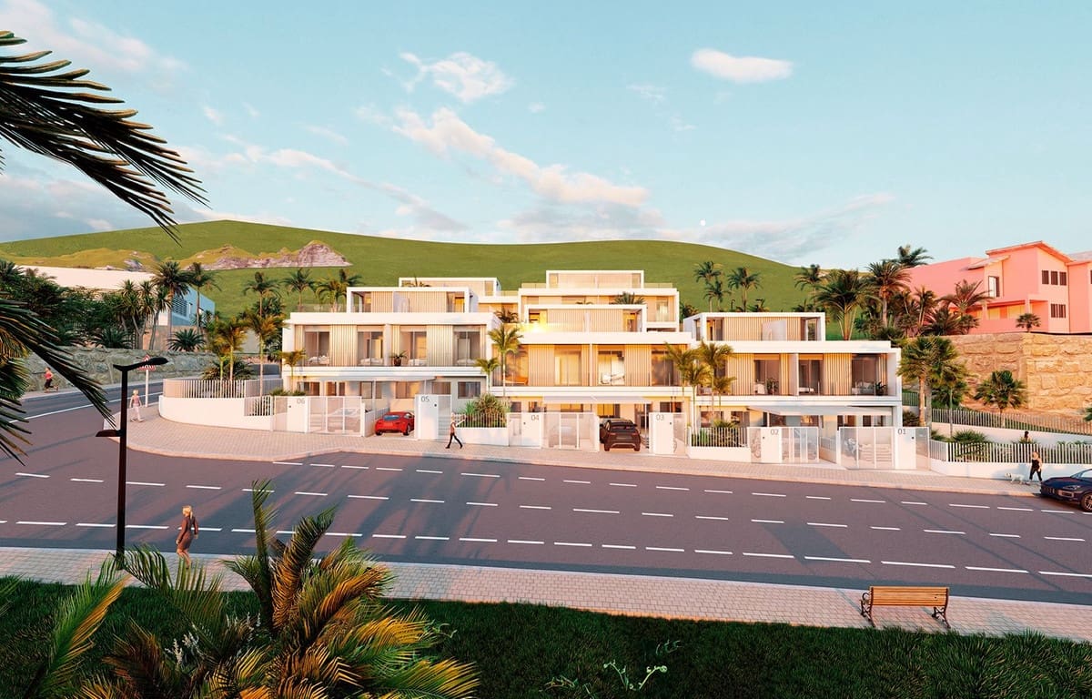 4 slaapkamer Villa te koop in Estepona met zwembad garage - € 730.000 (Ref: 7141129)