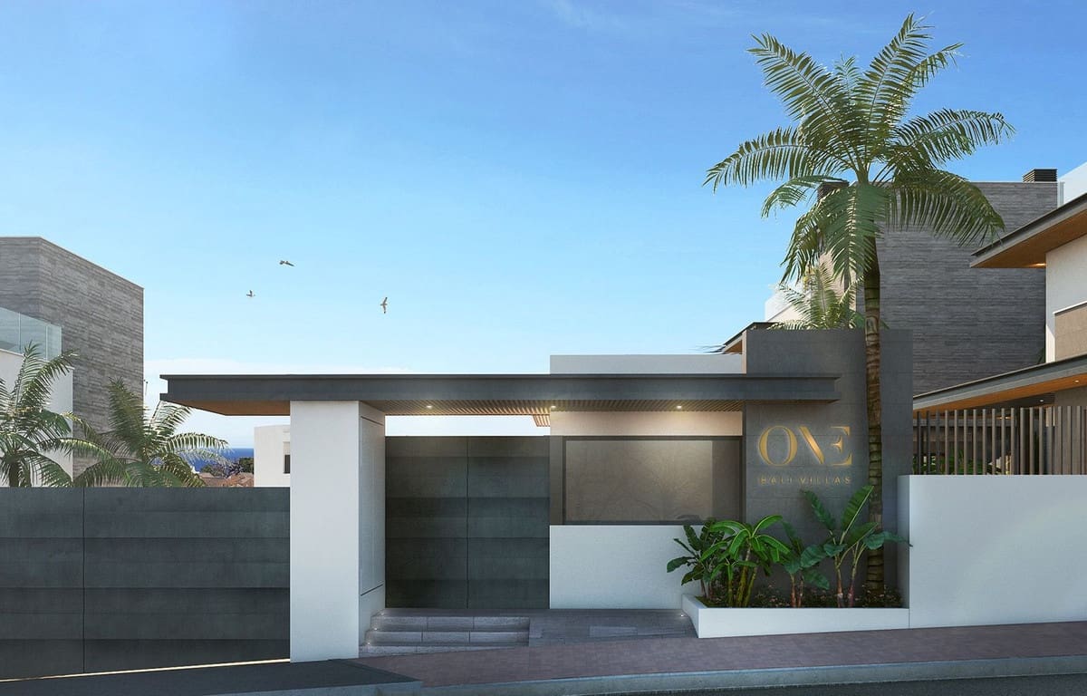 3 slaapkamer Villa te koop in Mijas Costa met zwembad garage - € 1.860.000 (Ref: 7197556)