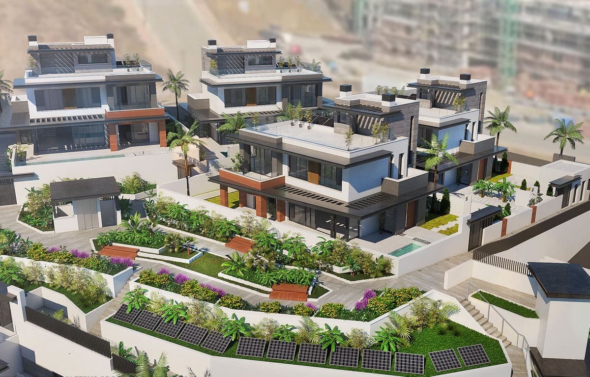 3 slaapkamer Villa te koop in Mijas Costa met zwembad garage - € 1.860.000 (Ref: 7197556)