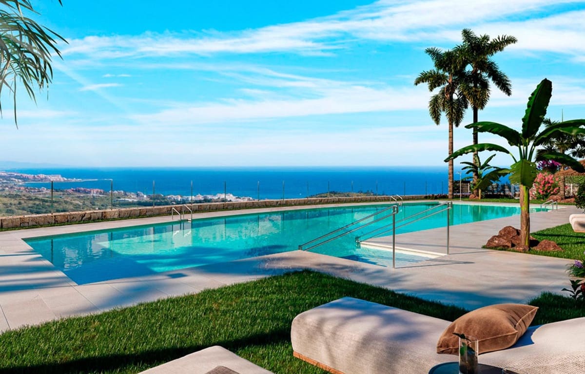 2 bedroom Penthouse for sale in Casares with pool garage - € 584,500 (Ref: 7210780)