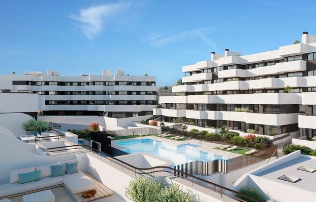 Apartamento de 2 habitaciones en Estepona en venta con piscina garaje - 480.000 € (Ref: 7233727)