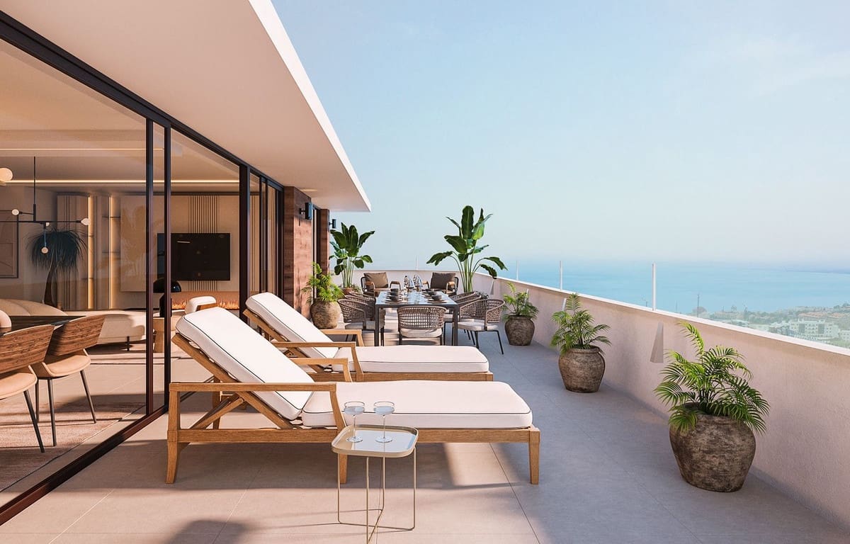 2 bedroom Penthouse for sale in Benalmadena with pool garage - € 669,000 (Ref: 7233736)