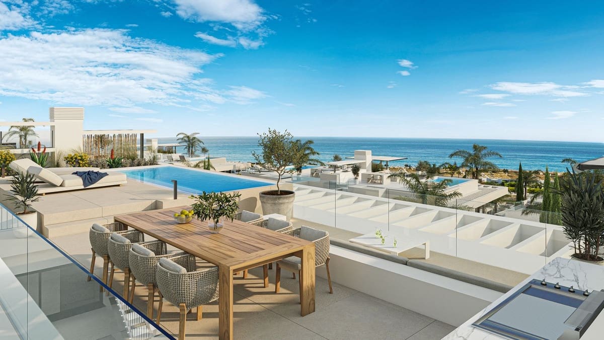 4 bedroom Apartment for sale in Marbella with pool garage - € 1,600,000 (Ref: 7430202)