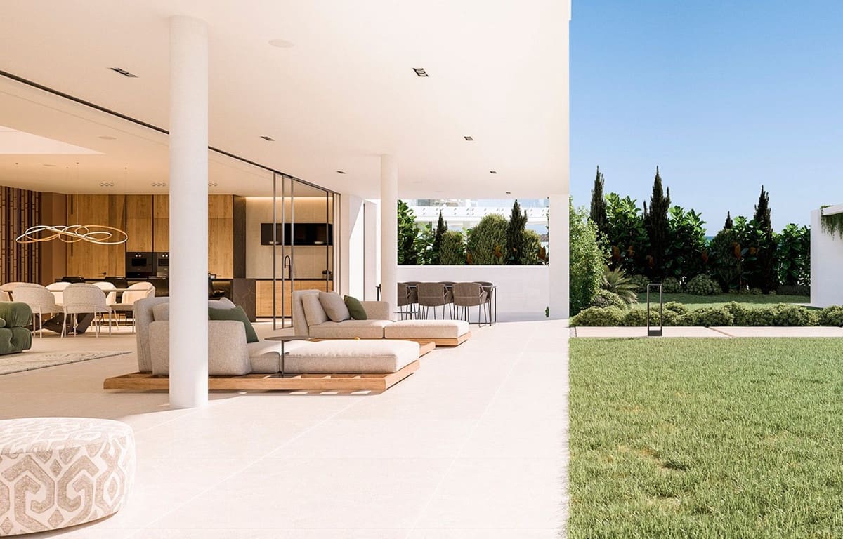 4 bedroom Villa for sale in Estepona with pool garage - € 14,100,000 (Ref: 7499551)