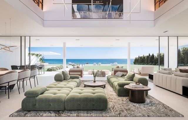 4 soverom Villa til salgs i Estepona med svømmebasseng garasje - € 14 100 000 (Ref: 7499551)