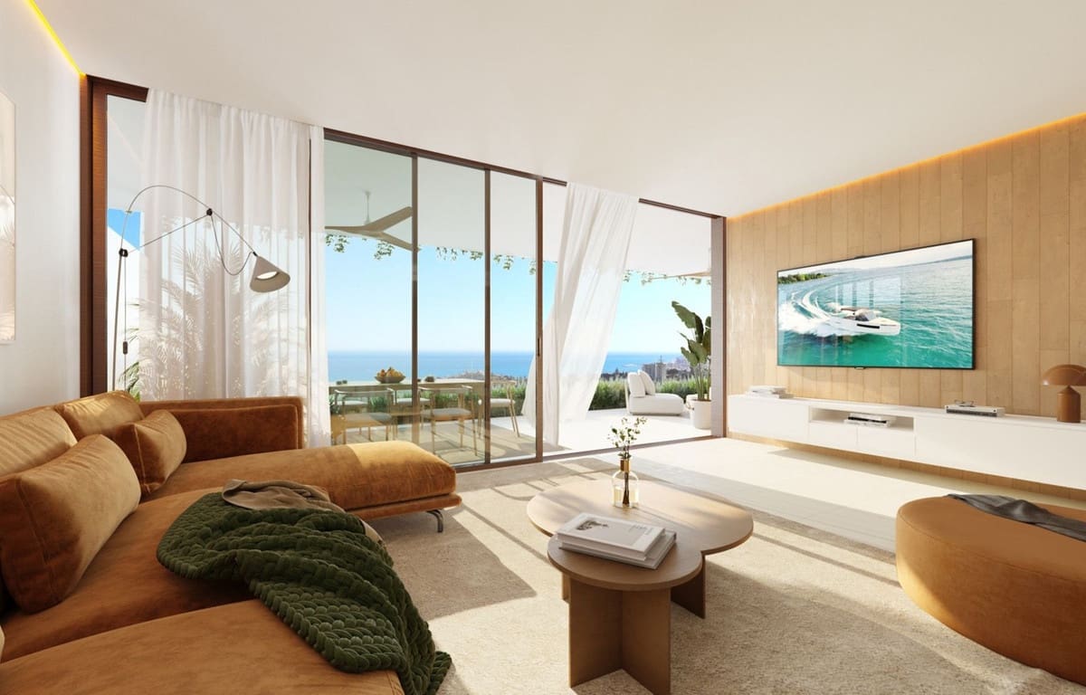 3 bedroom Penthouse for sale in Benalmadena with pool garage - € 1,790,000 (Ref: 7618692)