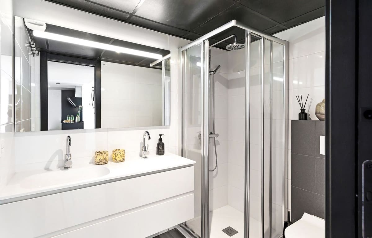 2 bedroom Apartment for sale in La Cala de Mijas with pool garage - € 335,000 (Ref: 7629489)