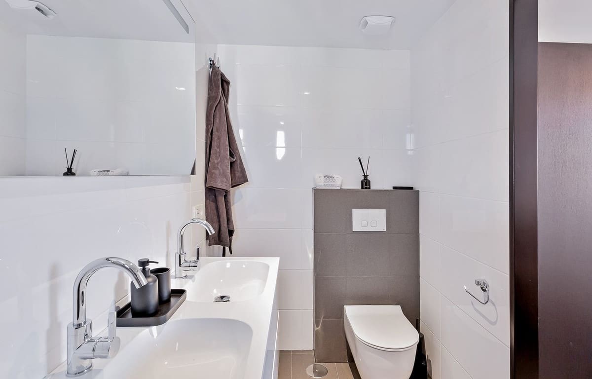 2 bedroom Apartment for sale in La Cala de Mijas with pool garage - € 339,000 (Ref: 7629489)