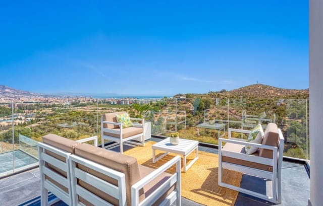 2 chambre Appartement à vendre à La Cala de Mijas, Mijas avec piscine garage - 339 000 € (Ref: 7629489)