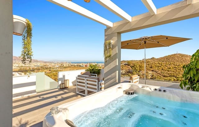 2 chambre Appartement à vendre à La Cala de Mijas, Mijas avec piscine garage - 339 000 € (Ref: 7629489)