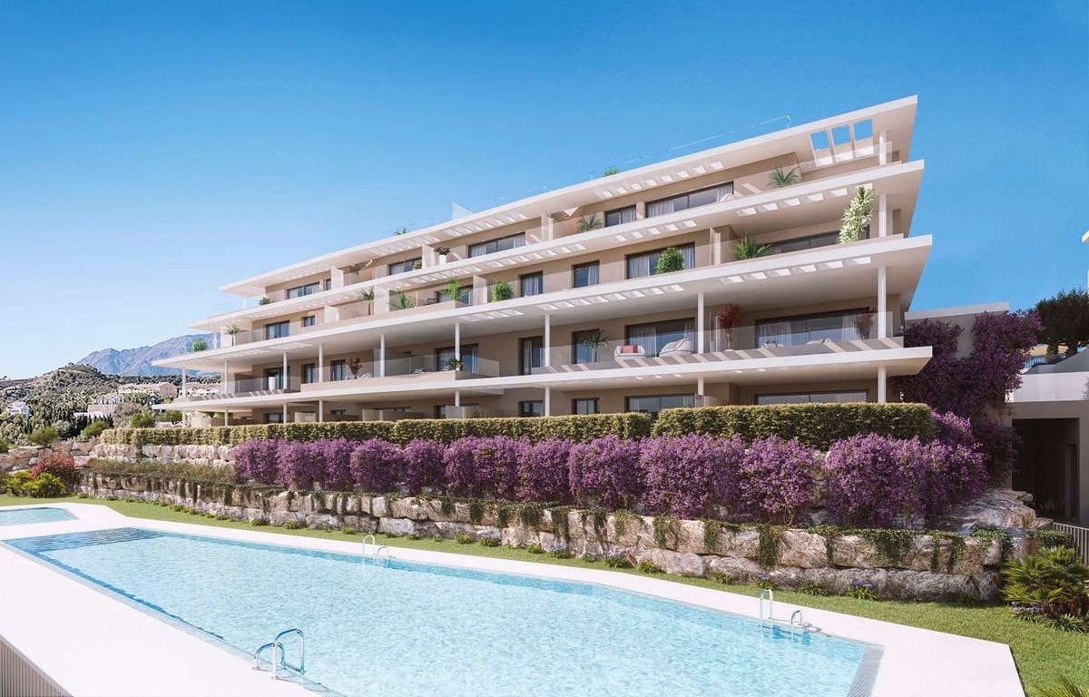 3 soveværelse Penthouse til salg i New Golden Mile med swimmingpool garage - € 619.000 (Ref: 7629490)