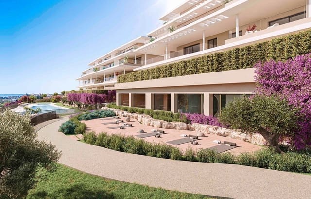 3 chambre Penthouse à vendre à Selwo, Estepona avec piscine garage - 619 000 € (Ref: 7629490)