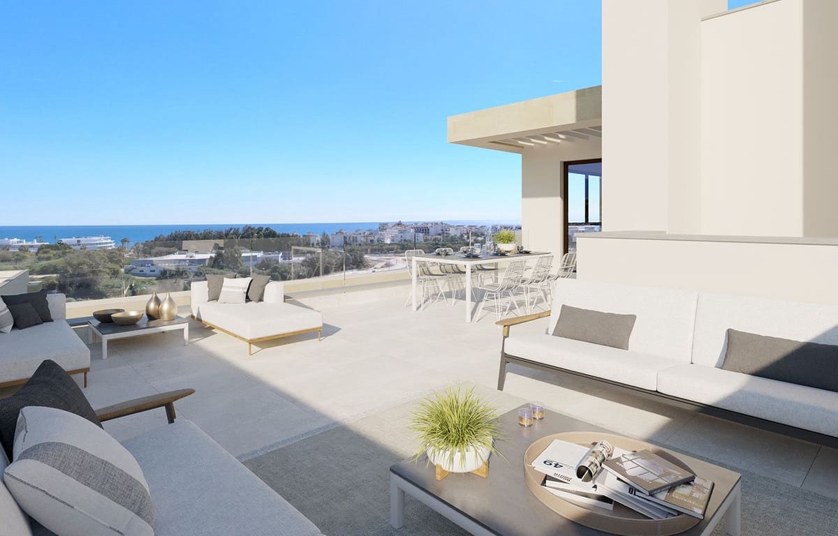 3 sovrum Takvåning till salu i Estepona med pool garage - 694 000 € (Ref: 7636322)