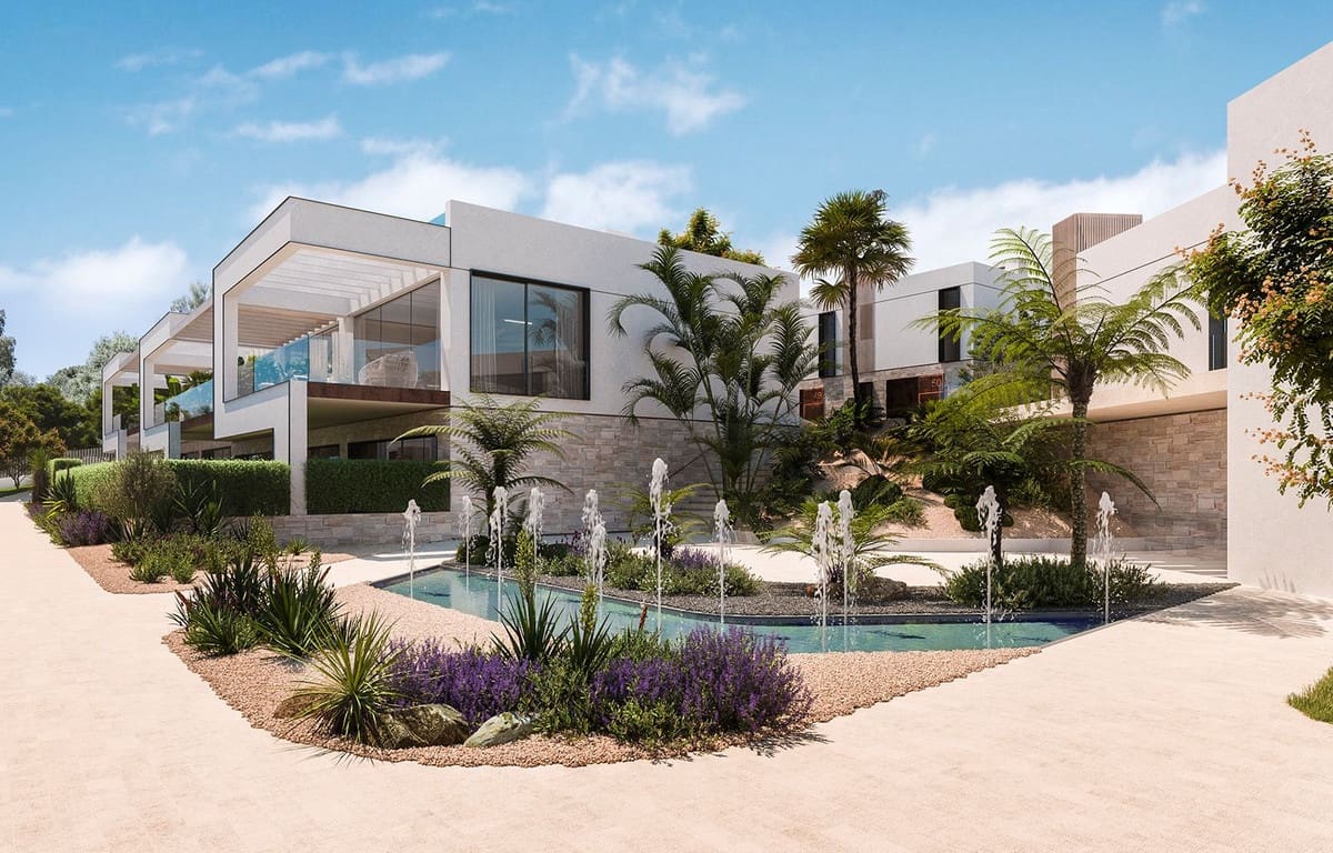 3 soveværelse Byhus til salg i La Cala de Mijas med swimmingpool - € 1.100.000 (Ref: 7677581)