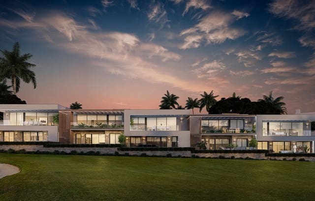 3 makuuhuone Omakotitalo myytävänä paikassa La Cala de Mijas, Mijas mukana uima-altaan - 1 100 000 € (Ref: 7677581)