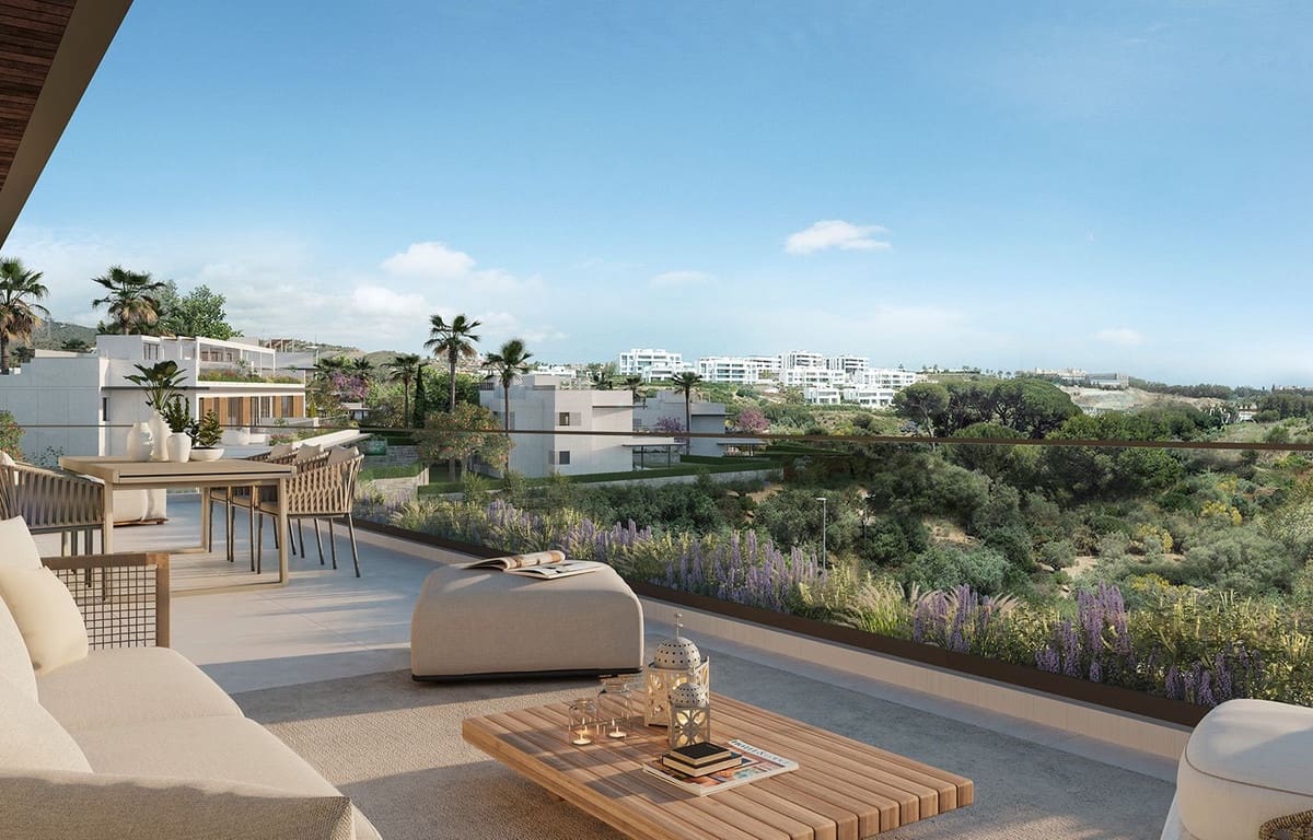 4 bedroom Apartment for sale in Marbella with pool garage - € 1,400,000 (Ref: 7705813)