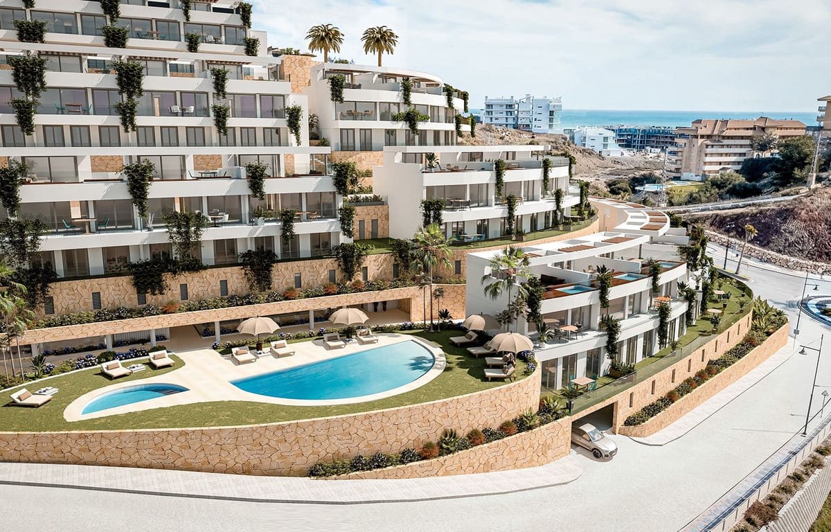 4 soverom Penthouse til salgs i Benalmadena med svømmebasseng garasje - € 1 300 000 (Ref: 7705820)