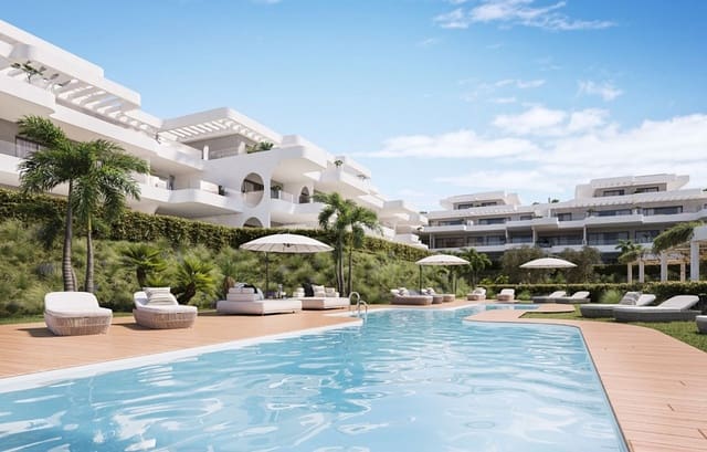 4 sovrum Takvåning till salu i Estepona med pool garage - 949 000 € (Ref: 7759210)