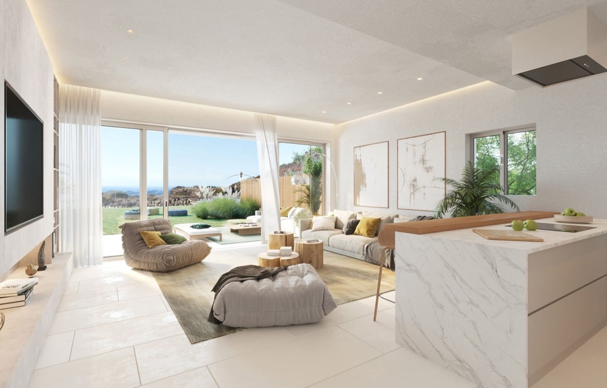 3 bedroom Apartment for sale in Benalmadena with pool garage - € 1,190,000 (Ref: 7759213)