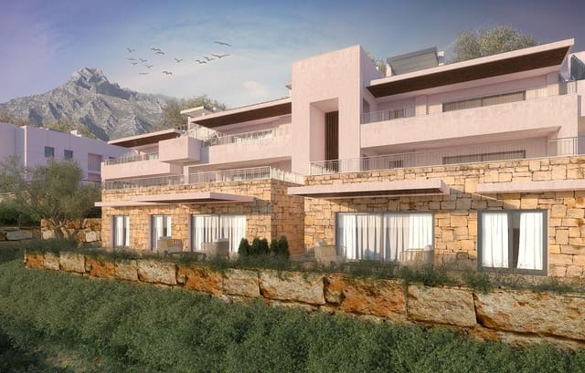 3 chambre Penthouse à vendre à Istán avec piscine garage - 580 000 € (Ref: 7770945)