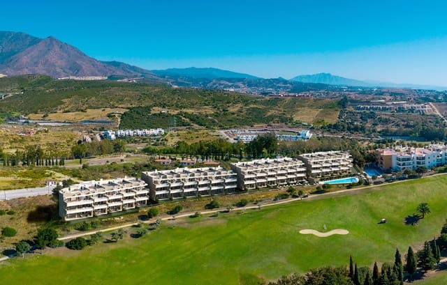 3 quarto Apartamento para venda em Estepona Golf, Estepona com piscina garagem - 438 000 € (Ref: 7787106)