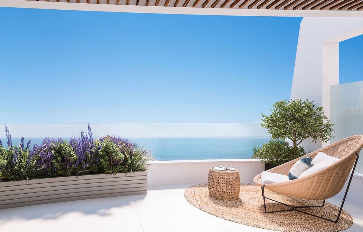 2 sovrum Strandlägenhet till salu i Benalmadena Costa med pool garage - 805 000 € (Ref: 7788717)