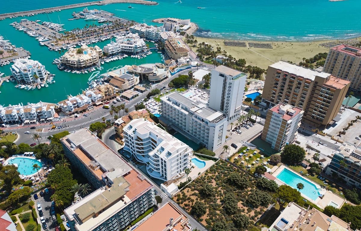 3 slaapkamer Penthouse te koop in Benalmadena Costa met zwembad garage - € 1.400.000 (Ref: 7788718)