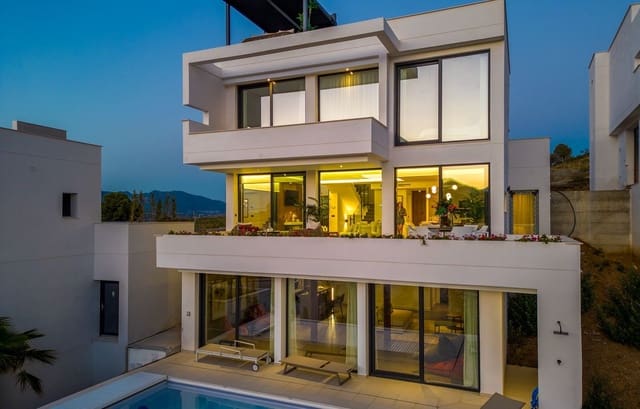 4 chambre Villa/Maison à vendre à La Cala Golf, Mijas avec piscine garage - 1 150 000 € (Ref: 7905022)