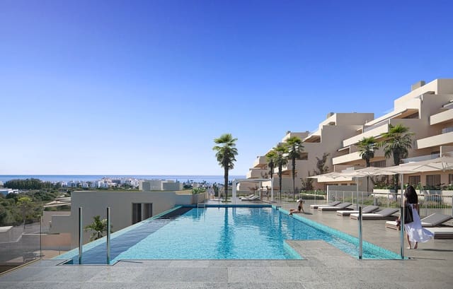 3 quarto Penthouse para venda em Estepona com piscina garagem - 670 000 € (Ref: 7989860)