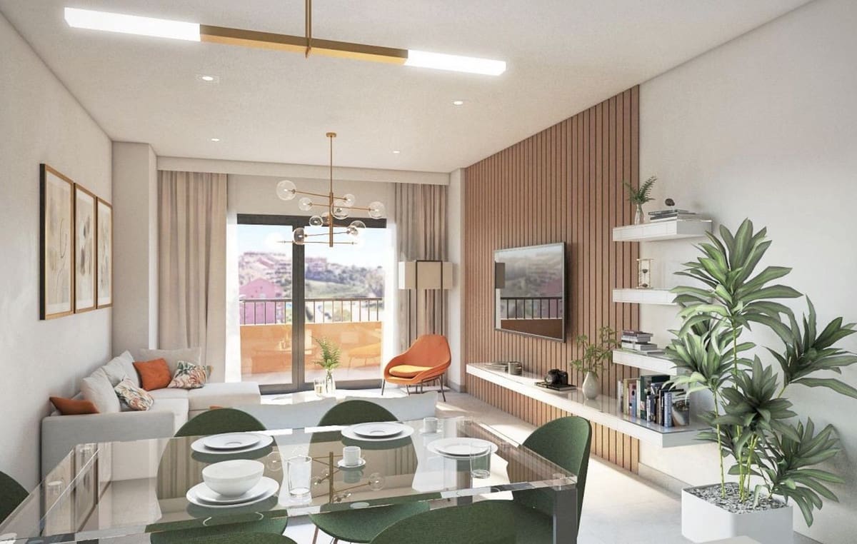 2 bedroom Apartment for sale in Fuengirola with pool garage - € 298,000 (Ref: 8039548)