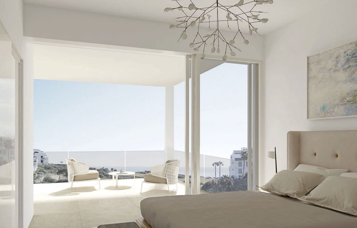 3 bedroom Penthouse for sale in La Alcaidesa with pool garage - € 480,000 (Ref: 8048220)