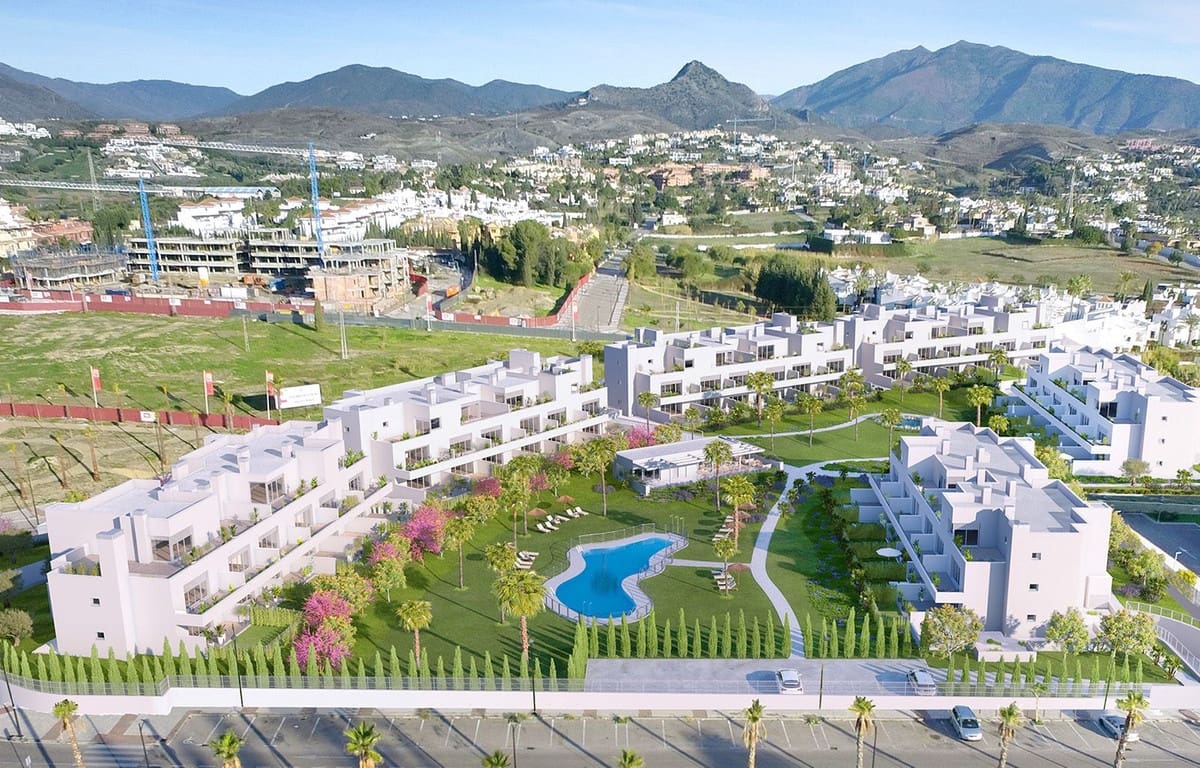 2 soveværelse Penthouse til salg i Cancelada med swimmingpool garage - € 418.800 (Ref: 8072562)