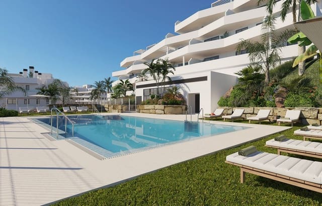 Apartamento de 3 habitaciones en Estepona en venta con piscina garaje - 710.000 € (Ref: 8107862)