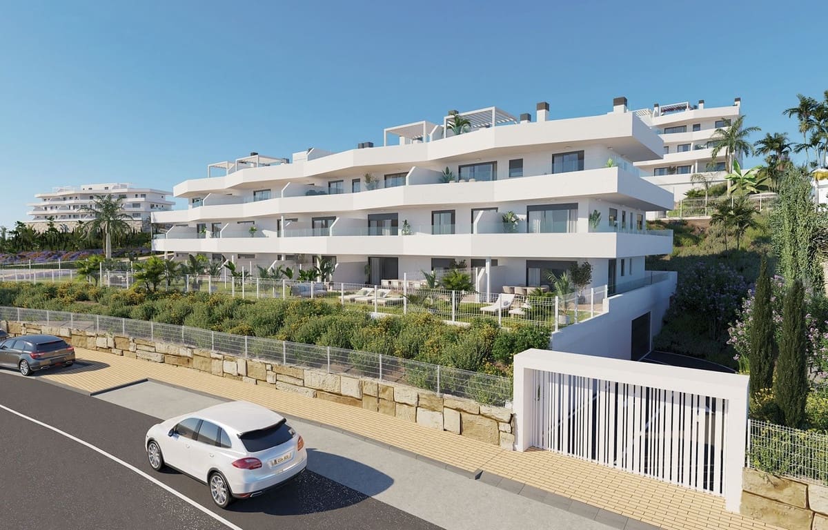 3 Zimmer Apartment zu verkaufen in Estepona mit Pool Garage - 710.000 € (Ref: 8107862)