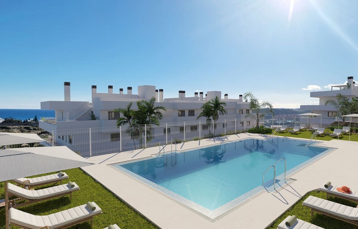 3 Zimmer Apartment zu verkaufen in Estepona mit Pool Garage - 710.000 € (Ref: 8107862)