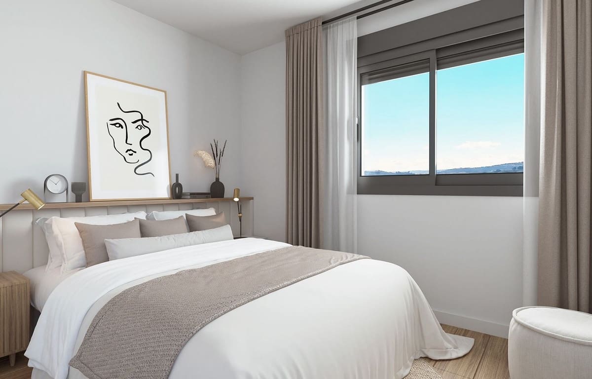 3 Zimmer Apartment zu verkaufen in Estepona mit Pool Garage - 710.000 € (Ref: 8107862)