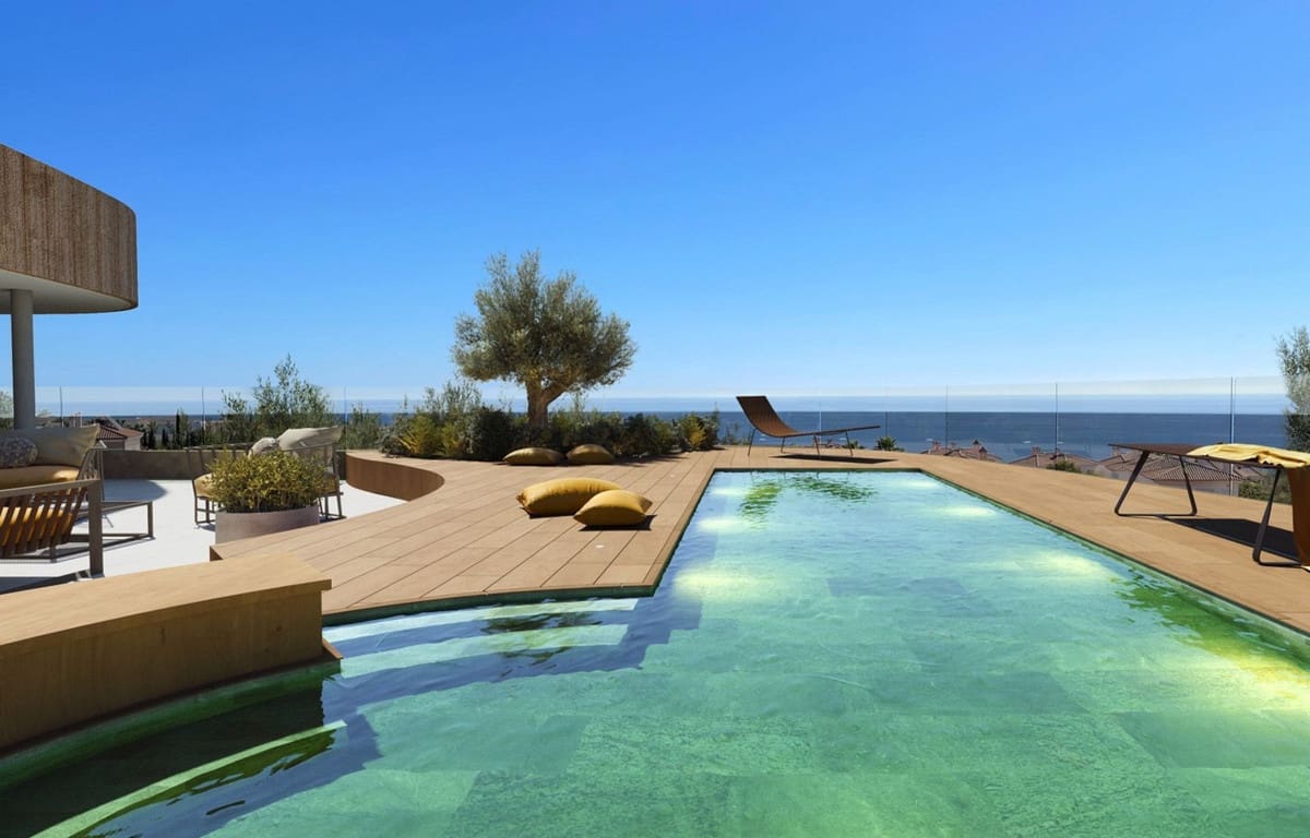 2 soveværelse Penthouse til salg i Benalmadena med swimmingpool garage - € 695.000 (Ref: 8113806)