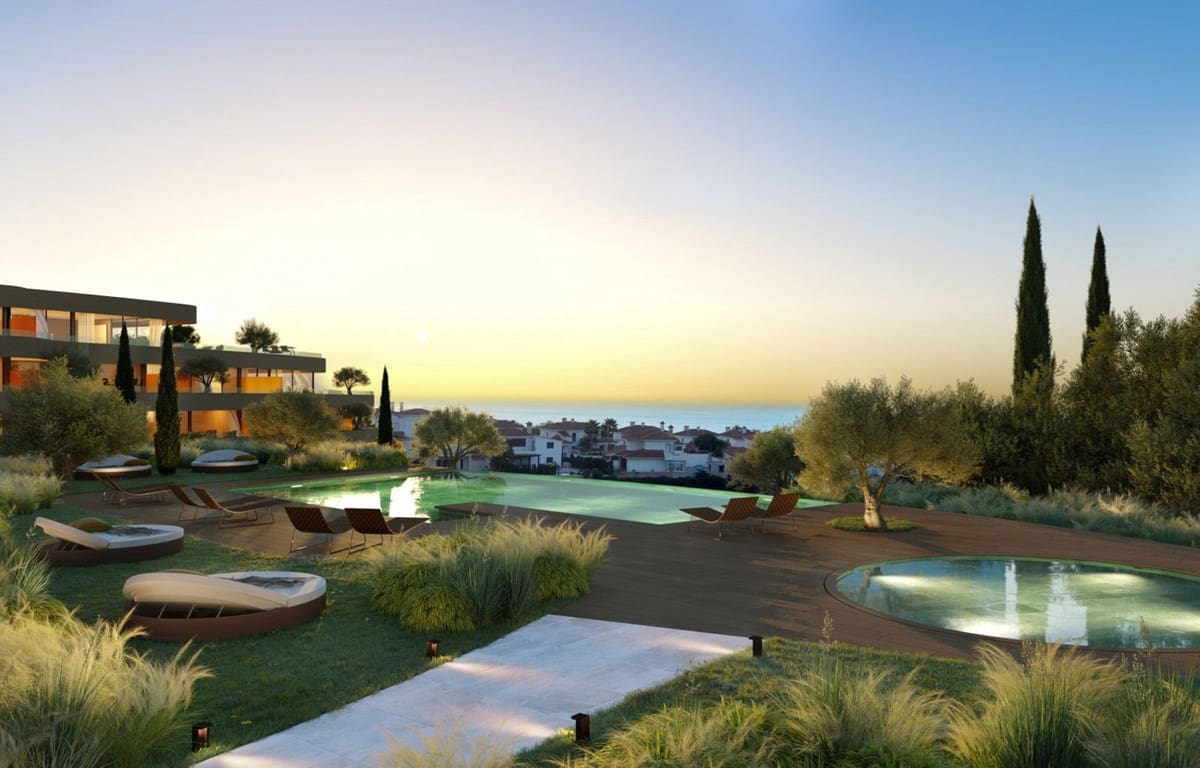 2 soveværelse Penthouse til salg i Benalmadena med swimmingpool garage - € 695.000 (Ref: 8113806)