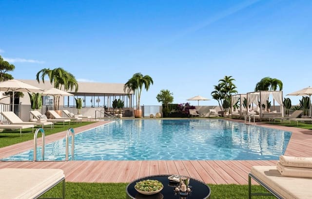 2 soverom Penthouse til salgs i Los Monteros, Marbella med svømmebasseng garasje - € 645 000 (Ref: 8116770)