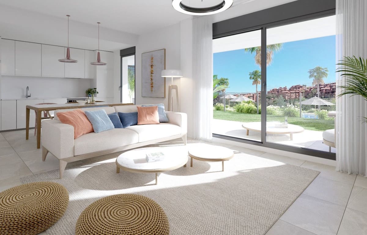 2 quarto Apartamento para venda em Estepona com piscina garagem - 405 000 € (Ref: 8123481)