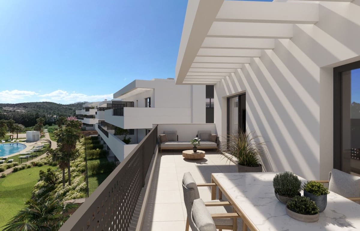 3 bedroom Beach Apartment for sale in Estepona with pool garage - € 420,000 (Ref: 8123482)