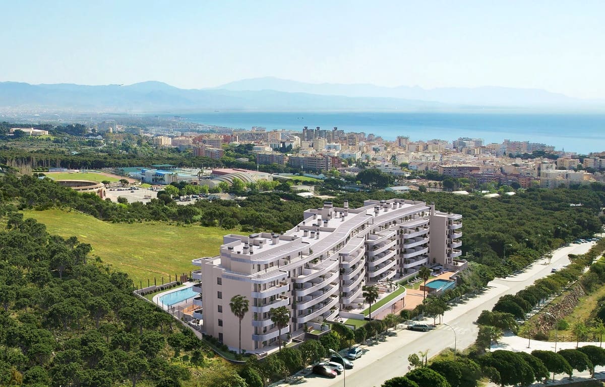 2 sovrum Lägenhet till salu i Torremolinos med pool garage - 563 000 € (Ref: 8182310)