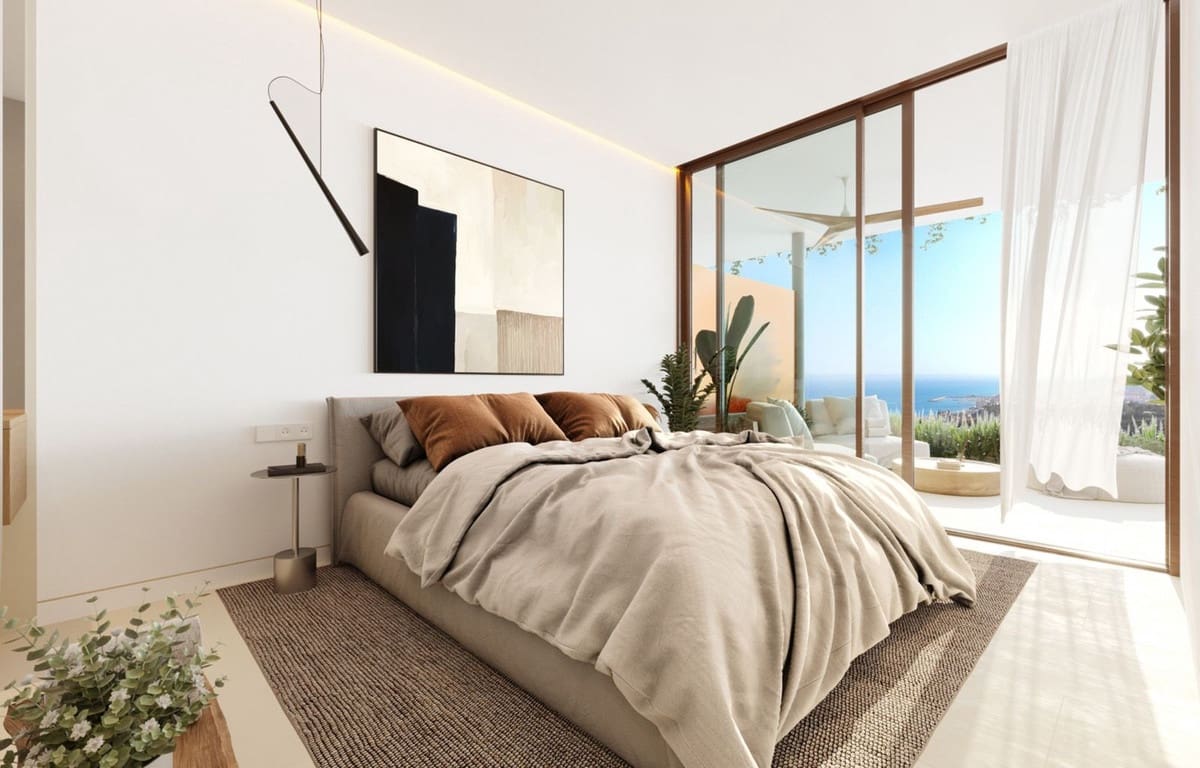 2 soveværelse Penthouse til salg i Benalmadena med swimmingpool garage - € 695.000 (Ref: 8187502)