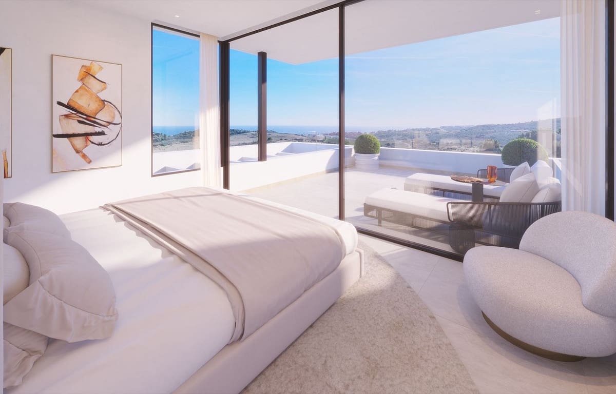 3 bedroom Villa for sale in Estepona with pool garage - € 1,550,000 (Ref: 8193262)