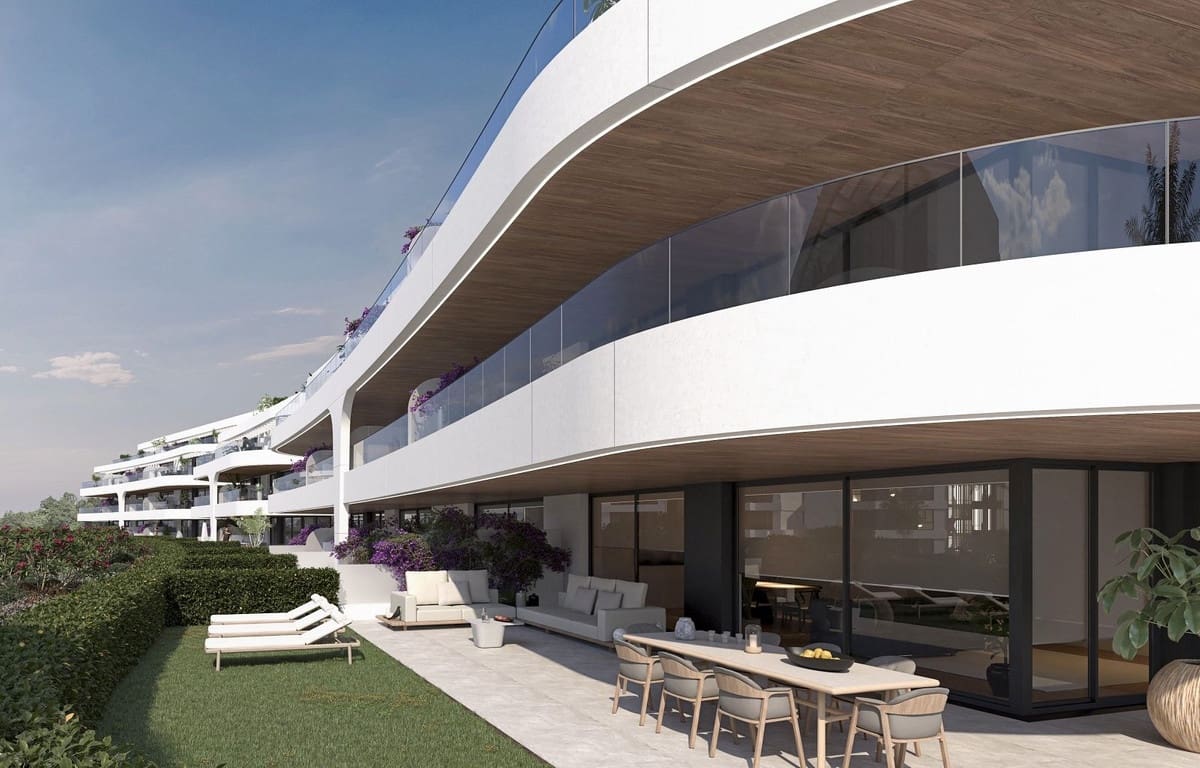 Ático de 2 habitaciones en New Golden Mile en venta con piscina garaje - 668.000 € (Ref: 8194501)