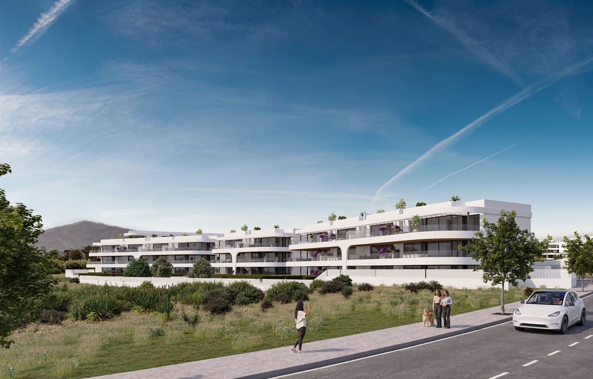 Ático de 2 habitaciones en New Golden Mile en venta con piscina garaje - 668.000 € (Ref: 8194501)